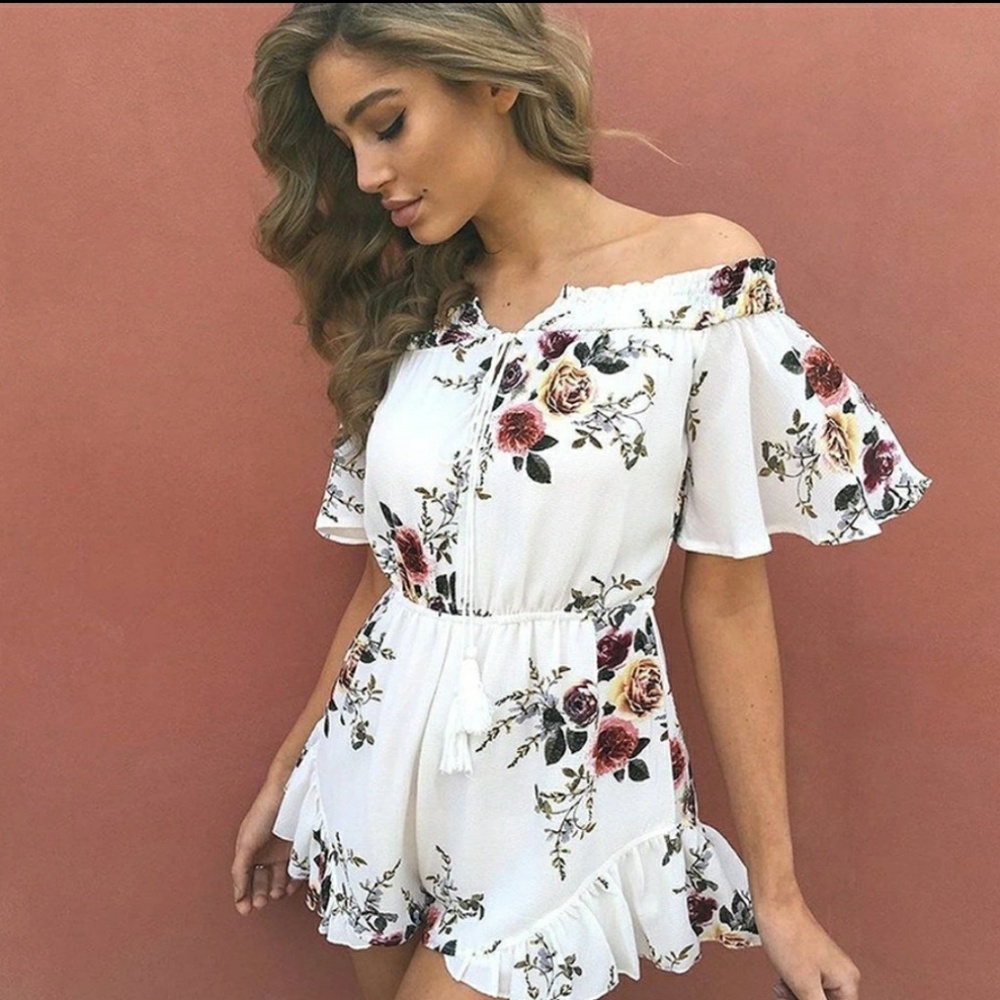 ***White Floral Romper - Picture 5 of 7